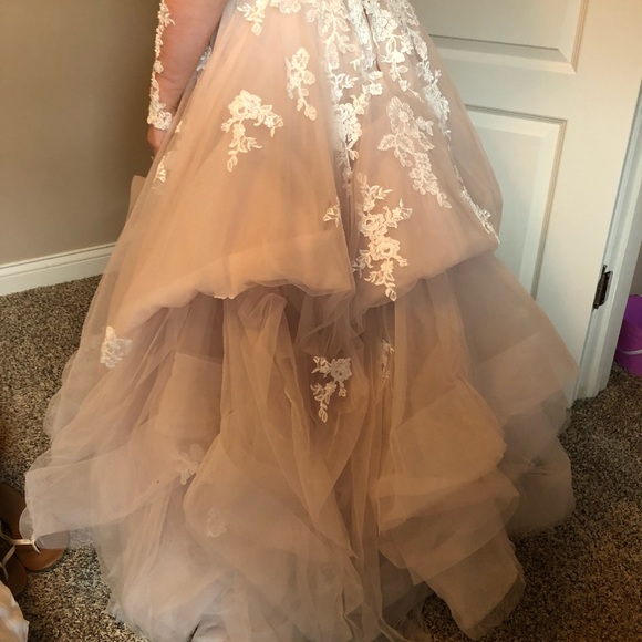 Essence of Australia D2186 Wedding Dress - Picture 5 of 5